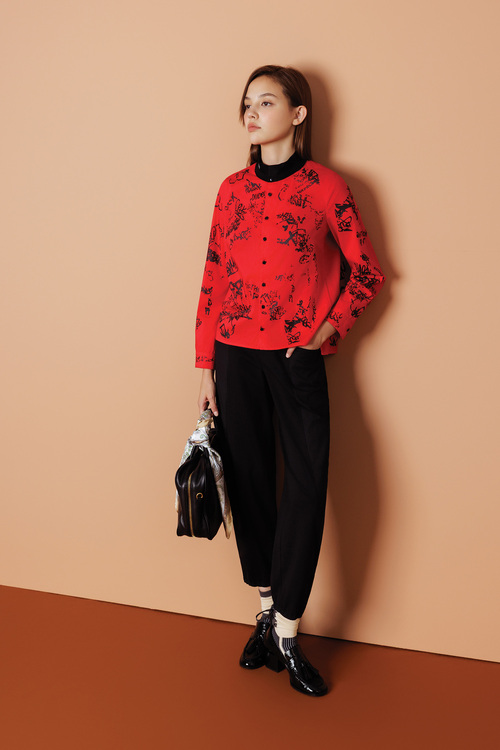 墨彩塗鴉高領襯衫