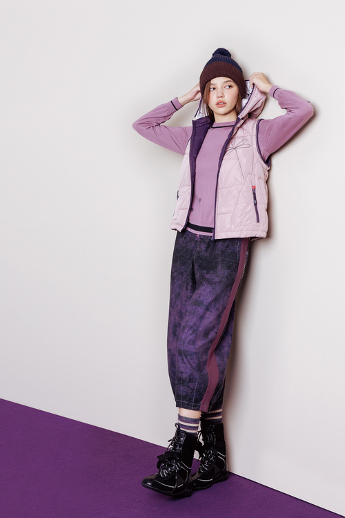 蜻蜓刺繡羽絨連帽背心