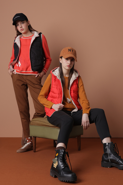 躍彩保暖連帽羽絨背心