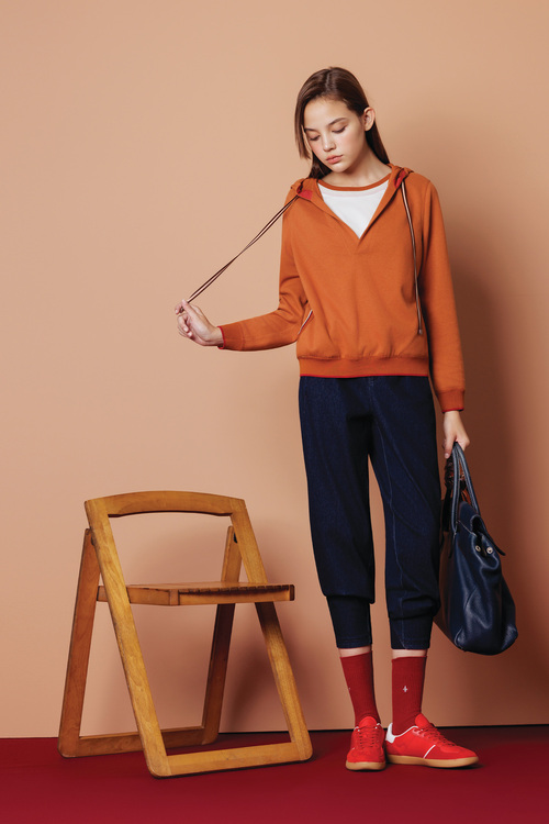 假兩件休閒連帽T恤