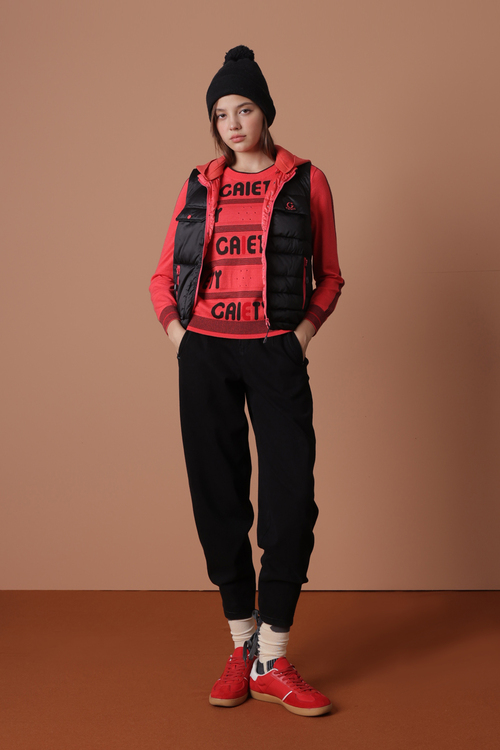 多口袋撞色保暖羽絨背心