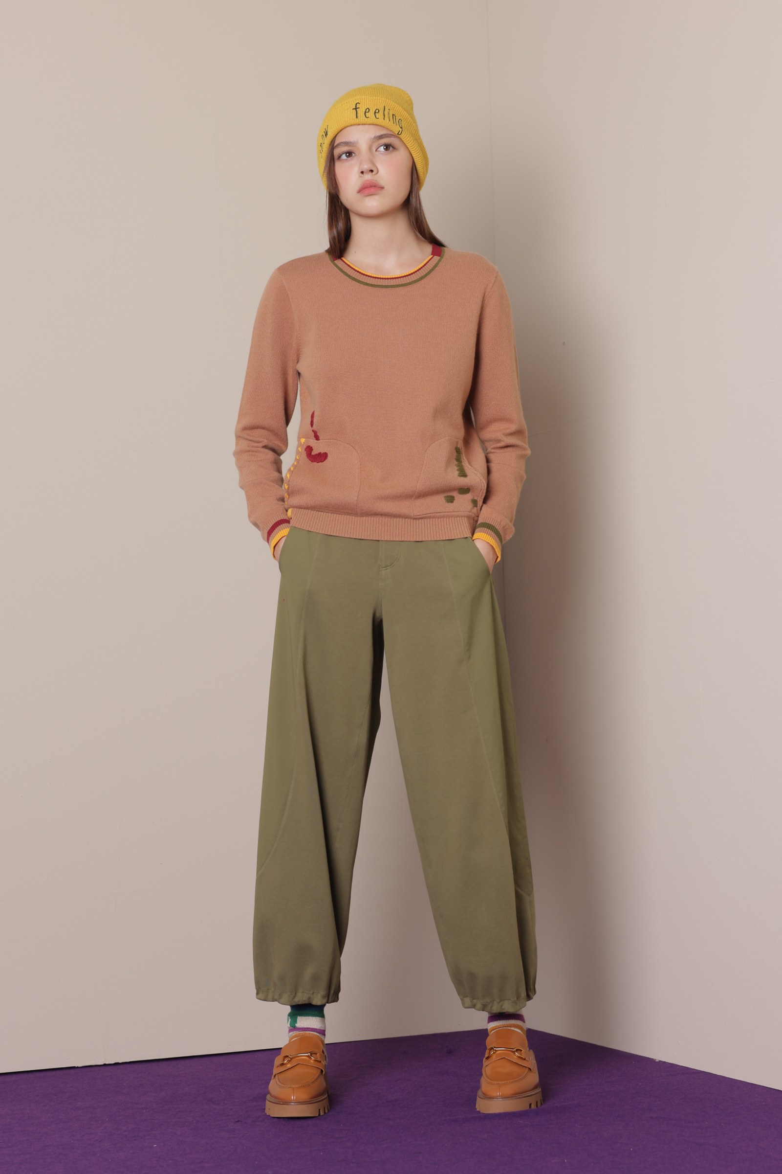 隨性手縫羊絨針織上衣